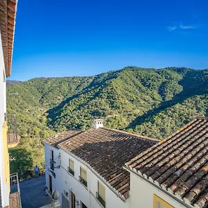 Calle Cruz , Jubrique España